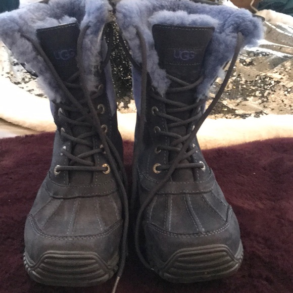 UGG fur boot 💕💕 - Picture 7 of 12